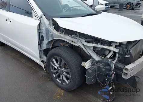 2015 Nissan Altima 2.5 S из США, поврежденный, VIN 1N4AL3AP2FN904796